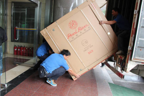 高邮钢琴贵重工艺品无忧运